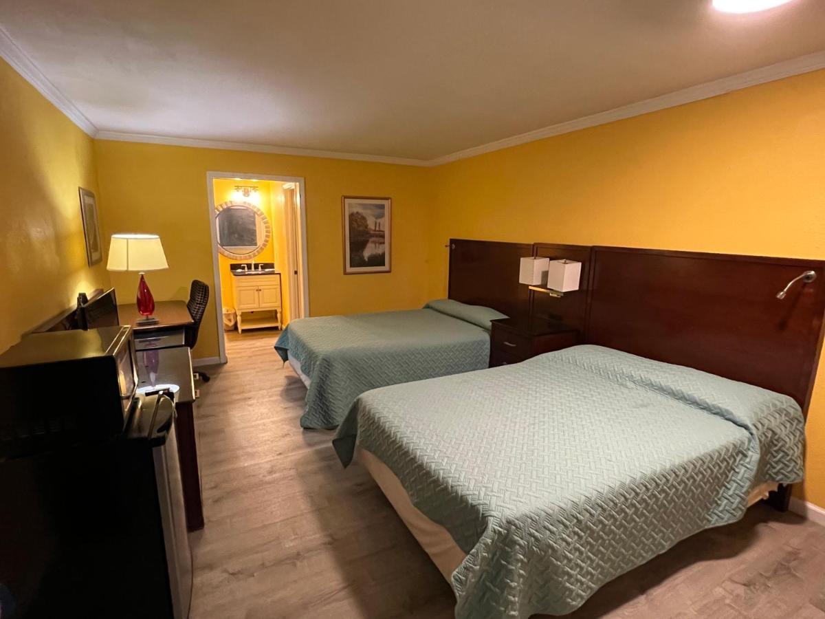 Dragon Inn & Suites Fayette Esterno foto