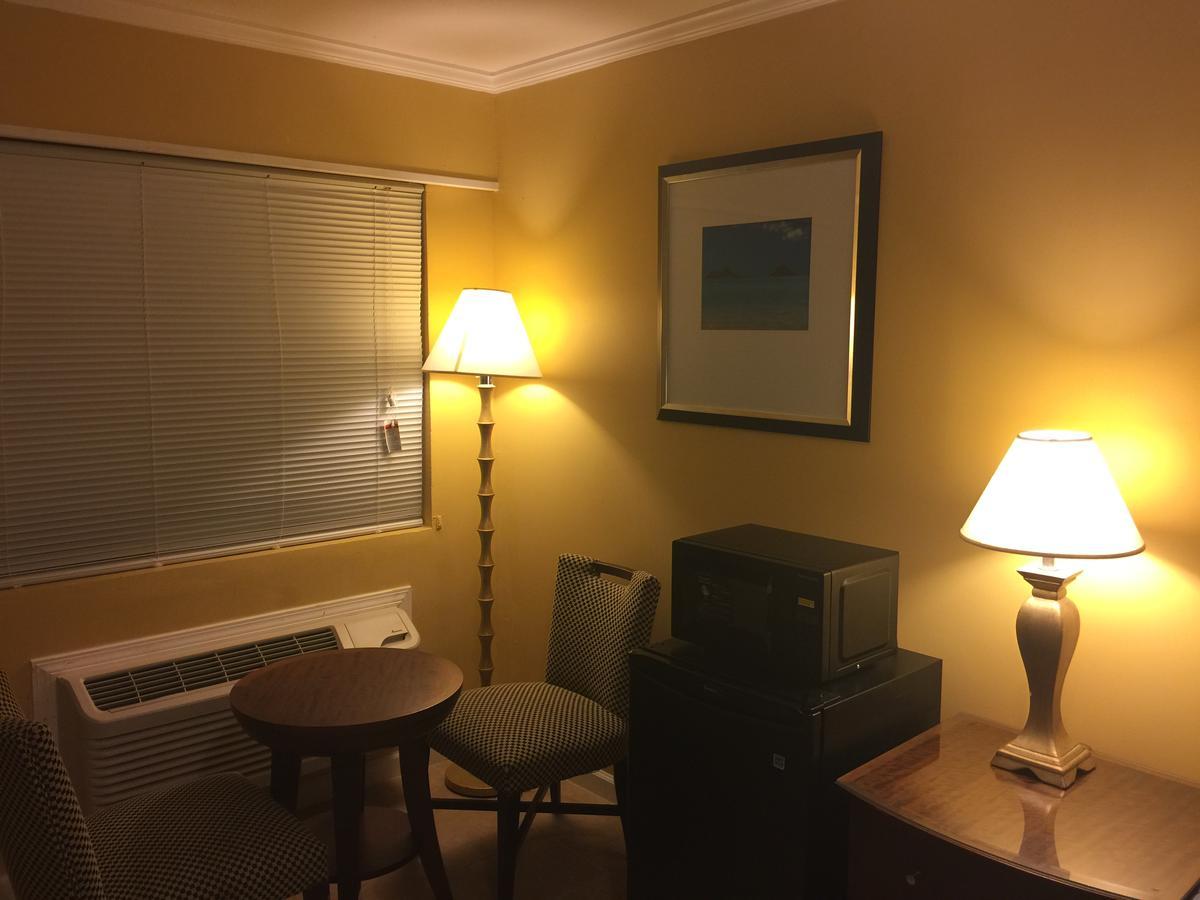 Dragon Inn & Suites Fayette Esterno foto