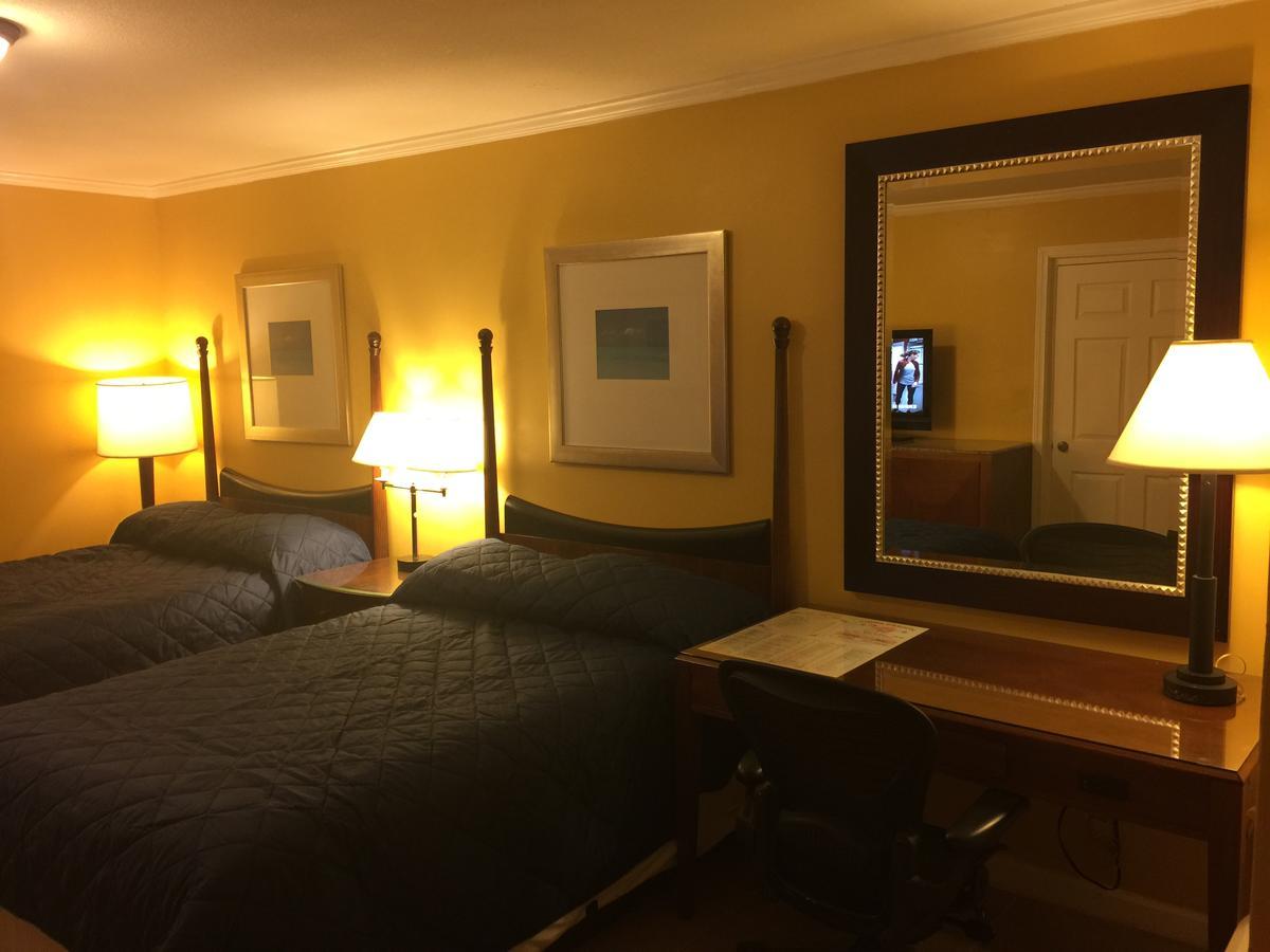 Dragon Inn & Suites Fayette Esterno foto
